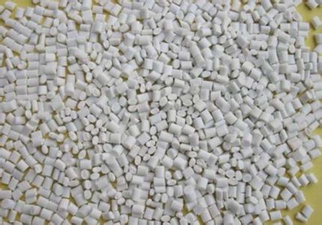 尼龍?jiān)霞庸r(shí)機(jī)器可能會(huì)出現(xiàn)的小毛病